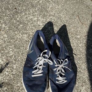 Nike Men's Dark Blue Athletic Sneakers with White Accents